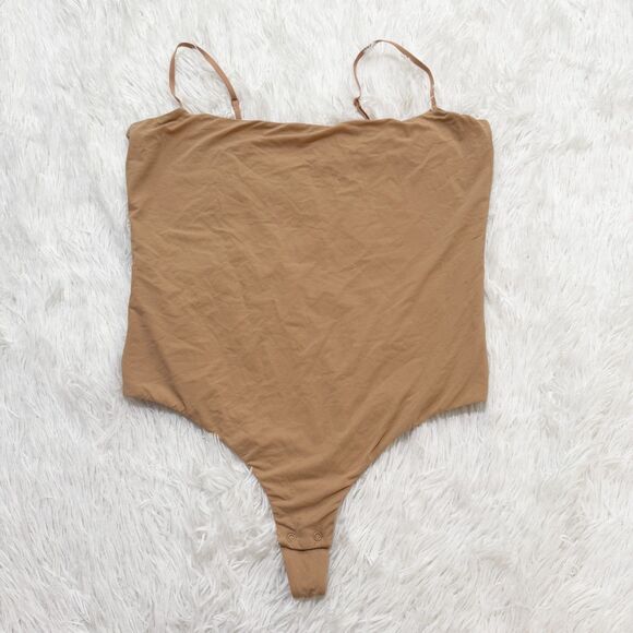 BNWOT Women SKIMS Fits Everybody Cami Bodysuit in Ochre Size 2X - Picture 2 of 7
